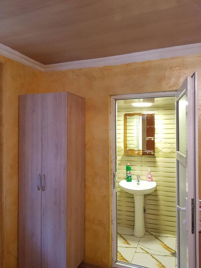 باتومي Guest House Saba المظهر الخارجي الصورة