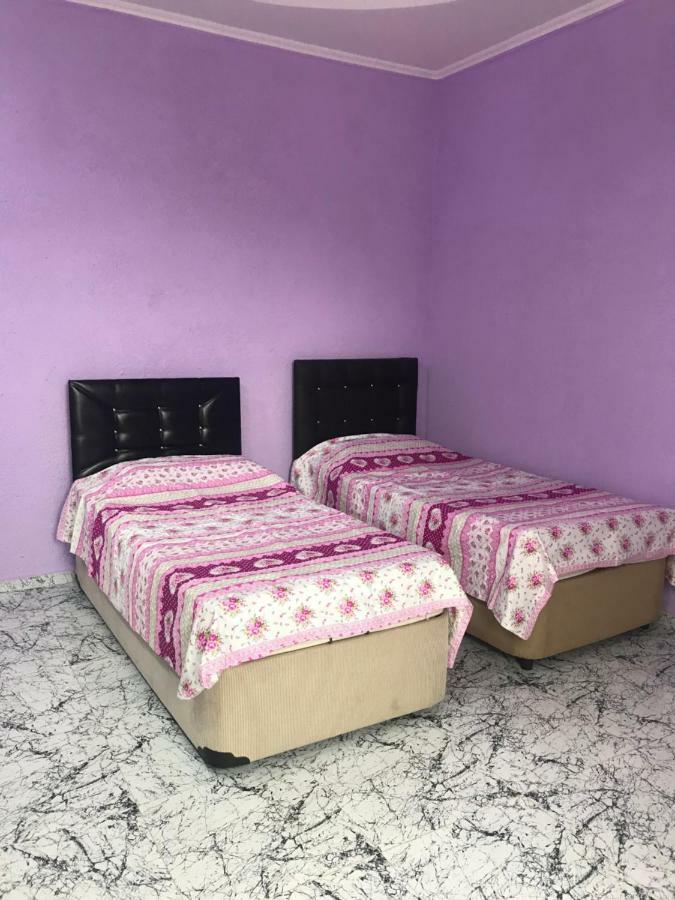 باتومي Guest House Saba المظهر الخارجي الصورة